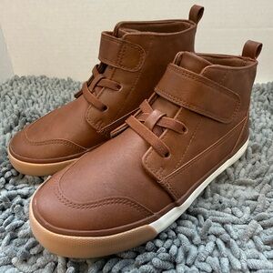 NWOT Boy’s Sz 2 Wonder Nation Brown Faux Leather Casual High Top Boot Sneaker